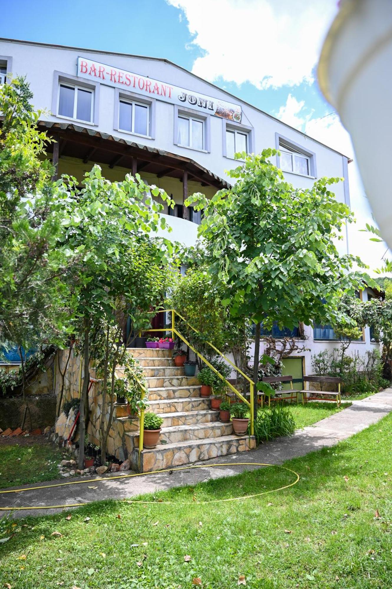 Hotel Joni Restaurant Bucimas Exterior foto