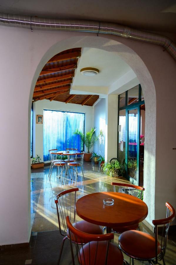 Hotel Joni Restaurant Bucimas Exterior foto